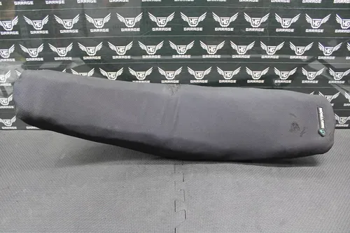 2001 SUZUKI RM125 RM250 OEM SEAT SADDLE NEUTRON GRIPPER COVER SHAVED FOAM
