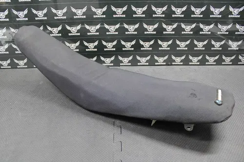 2001 SUZUKI RM125 RM250 OEM SEAT SADDLE NEUTRON GRIPPER COVER SHAVED FOAM