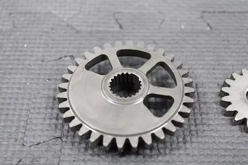 2006 04-06 HONDA CRF250R OEM ENGINE CRANKSHAFT BALANCER SHAFT COUNTER BALANCE