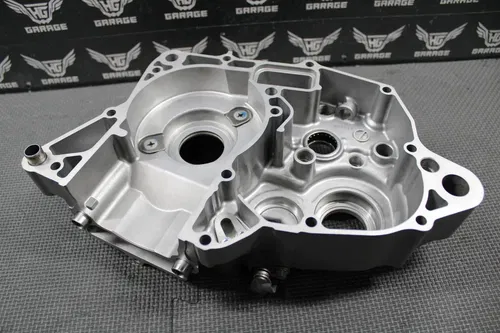 2013 SUZUKI 13-15 RMZ250 OEM LEFT RIGHT ENGINE MOTOR CRANKCASE CRANK CASE NICE!