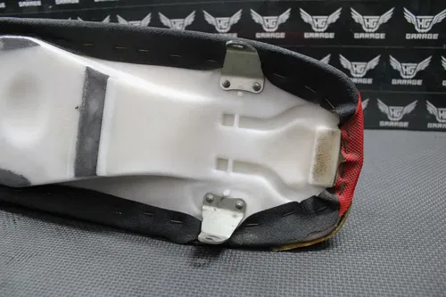 2013 SUZUKI 12-14 RMZ250 OEM SEAT SADDLE FOAM PAN COVER 45100-49H04-JZD