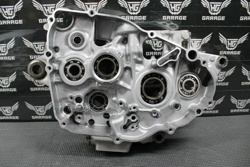 2022 20-22 YAMAHA YZ250F OEM LEFT RIGHT ENGINE MOTOR CRANKCASE CRANK CASES NICE!