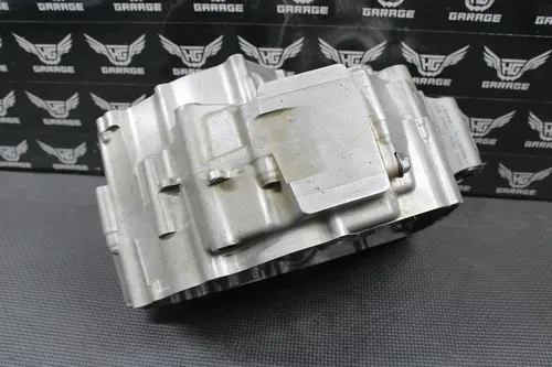 2022 20-22 YAMAHA YZ250F OEM LEFT RIGHT ENGINE MOTOR CRANKCASE CRANK CASES NICE!