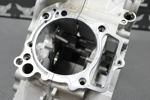 2022 20-22 YAMAHA YZ250F OEM LEFT RIGHT ENGINE MOTOR CRANKCASE CRANK CASES NICE!