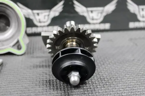 2015 KTM 13-16 250 350 SXF OEM CRANKSHAFT COUNTER BALANCE WATER PUMP SHAFT GEARS