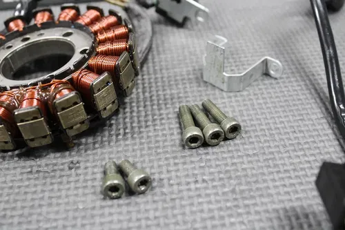 2000 SUZUKI 00-04 DRZ400 OEM STATOR MAGNETO GENERATOR ALTERNATOR 32101-29F11
