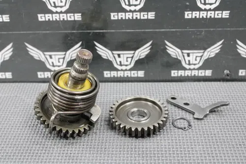 1985 KAWASAKI 84-90 KX80 OEM KICKSTART KICK START SHAFT W IDLER GEAR 13066-1055