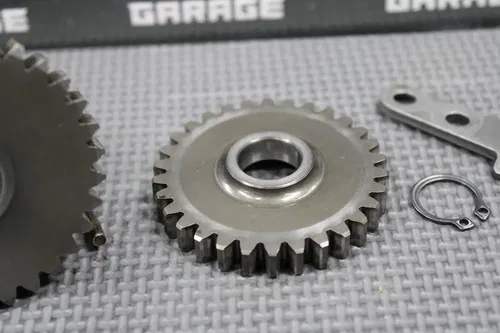 1985 KAWASAKI 84-90 KX80 OEM KICKSTART KICK START SHAFT W IDLER GEAR 13066-1055