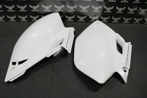 2004 YAMAHA 03-05 YZ250F YZ450F OEM REAR NUMBER PLATE SIDE PANELS PLASTICS SET