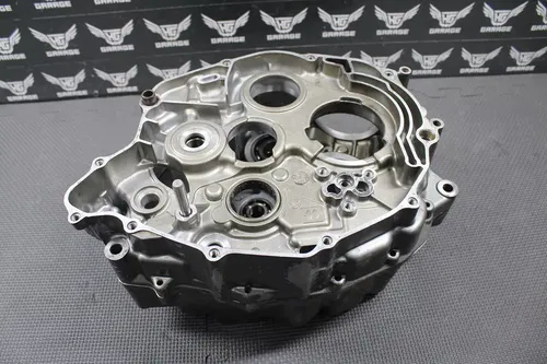 1999 YAMAHA 99-02 TTR225 XT225 OEM LEFT RIGHT ENGINE MOTOR CRANKCASE CRANK CASE