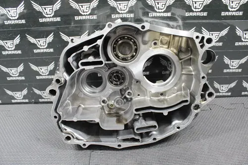 1999 YAMAHA 99-02 TTR225 XT225 OEM LEFT RIGHT ENGINE MOTOR CRANKCASE CRANK CASE