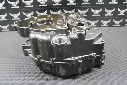 1999 YAMAHA 99-02 TTR225 XT225 OEM LEFT RIGHT ENGINE MOTOR CRANKCASE CRANK CASE