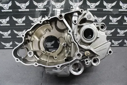 1999 YAMAHA 99-02 TTR225 XT225 OEM LEFT RIGHT ENGINE MOTOR CRANKCASE CRANK CASE