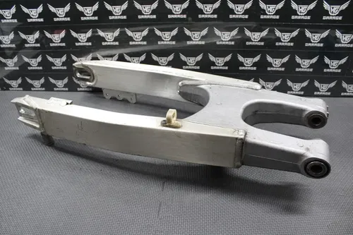 1998 SUZUKI RM125 RM250 MODEL W OEM SWINGARM SWING ARM SUSPENSION 61000-37E00