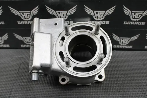 2005 SUZUKI RM85 OEM ENGINE MOTOR CYLINDER BORE JUG TOP END 11200-03830 GOOD!