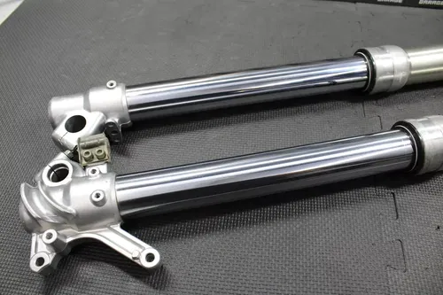 2003 YAMAHA YZ250 2 STROKE OEM RIGHT LEFT FRONT SUSPENSION FORKS SHOCKS MINT!