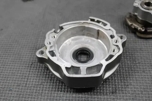 2002 HONDA XR200R 86-02 OEM SPARK ADVANCE TIMING PULSE GENERATOR BASE COVER