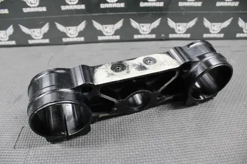 2019 KTM 19-22 450 SXF OEM FRONT FORK LOWER TRIPLE TREE CLAMP 7900103202230