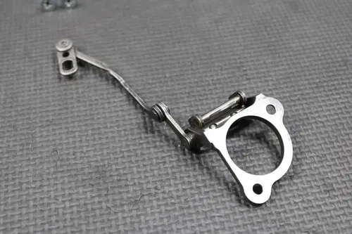 2005 SUZUKI RM85 RM85L OEM EXHAUST POWER VALVE LINKAGE GOVERNOR ARM ACTUATOR