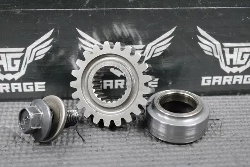 2001 HONDA 86-07 CR250R OEM ENGINE MOTOR CRANKSHAFT PRIMARY MAIN GEAR COLLAR