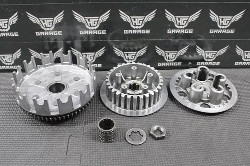 2001 SUZUKI 89-01 RM80 OEM CLUTCH BASKET PRESSURE PLATE CENTER HUB 21200-02B41