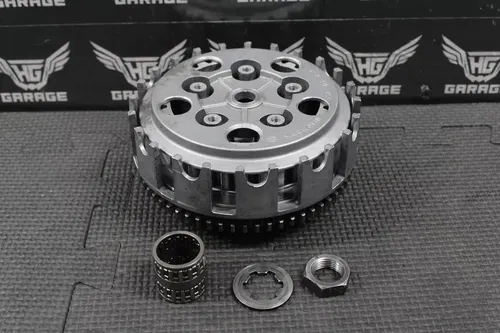 2001 SUZUKI 89-01 RM80 OEM CLUTCH BASKET PRESSURE PLATE CENTER HUB 21200-02B41