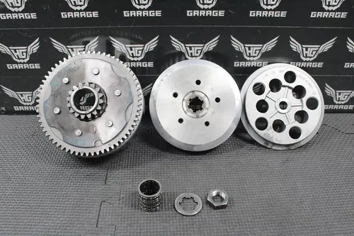 2001 SUZUKI 89-01 RM80 OEM CLUTCH BASKET PRESSURE PLATE CENTER HUB 21200-02B41