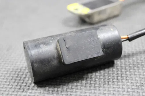 1999 SUZUKI RM250 MODEL-X OEM VOLTAGE REGULATOR CDI CONDENSER 32800-37E20