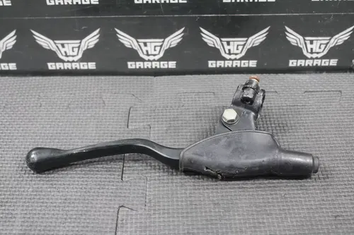 1999 HONDA XR70R OEM BLACK FRONT BRAKE PERCH BRACKET W/ LEVER 53175-GM2-010
