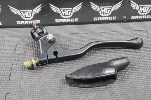 1999 HONDA XR70R OEM BLACK FRONT BRAKE PERCH BRACKET W/ LEVER 53175-GM2-010
