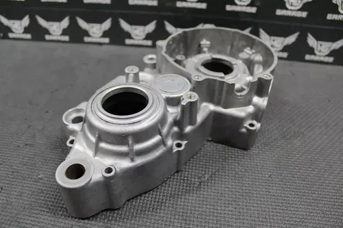 2002 KAWASAKI 96-06 KDX200 97-05 KDX220R OEM LEFT ENGINE CRANKCASE CRANK CASE