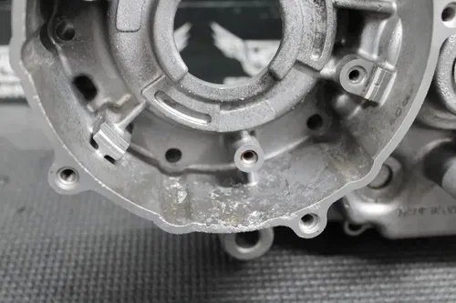 2002 KAWASAKI 96-06 KDX200 97-05 KDX220R OEM LEFT ENGINE CRANKCASE CRANK CASE