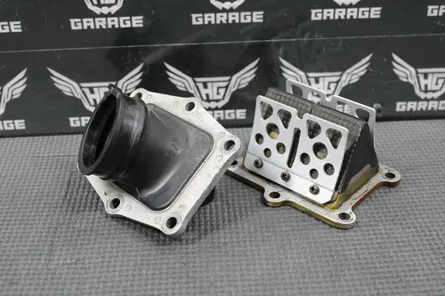 1995 1996 HONDA CR250R OEM INTAKE JOINT CARB BOOT REED BLOCK VALVE 16221-KZ3-B10