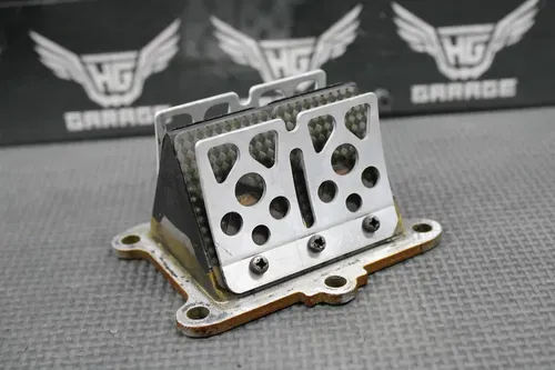 1995 1996 HONDA CR250R OEM INTAKE JOINT CARB BOOT REED BLOCK VALVE 16221-KZ3-B10