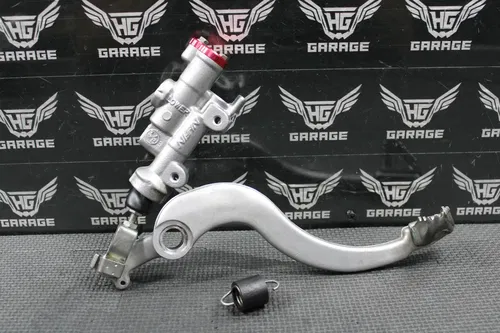 2013 HONDA 10-17 CRF250R 05-12 CRF450R OEM NISSIN REAR BACK BRAKE MASTER LEVER
