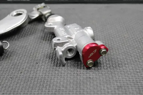 2013 HONDA 10-17 CRF250R 05-12 CRF450R OEM NISSIN REAR BACK BRAKE MASTER LEVER
