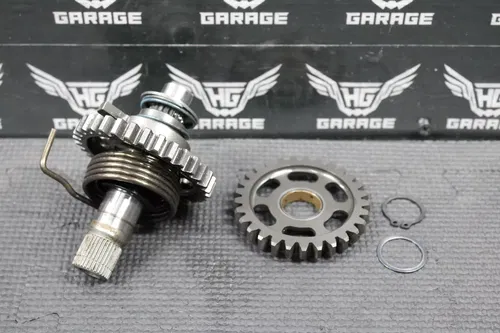 2009 YAMAHA 07-12 WR450F OEM KICKSTART KICK START SHAFT W IDLER GEAR STARTER