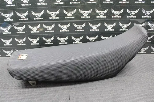 2001 2002 KAWASAKI KX100 KX85 OEM SEAT SADDLE NSTYLE GRIPPER COVER 53001-1937-MH