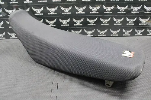 2001 2002 KAWASAKI KX100 KX85 OEM SEAT SADDLE NSTYLE GRIPPER COVER 53001-1937-MH
