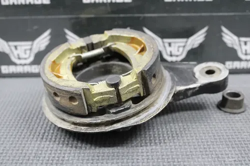 1985 KAWASAKI KX80 OEM REAR BACK BRAKE DRUM ASSEMBLY PADS ARM 41035-1400