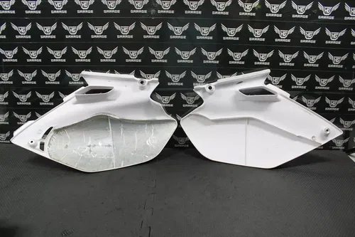 2004 YAMAHA 03-05 YZ250F YZ450F OEM REAR NUMBER PLATE SIDE PANELS PLASTICS SET