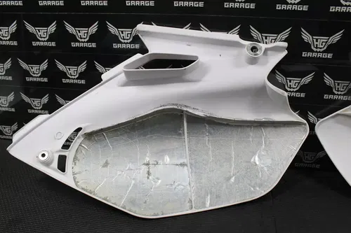 2004 YAMAHA 03-05 YZ250F YZ450F OEM REAR NUMBER PLATE SIDE PANELS PLASTICS SET