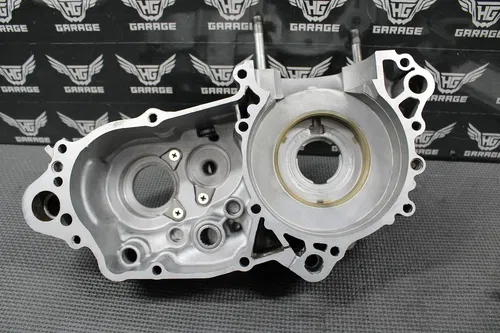 2003 KAWASAKI KX250 OEM LEFT RIGHT ENGINE MOTOR CRANKCASE CRANK CASES BLOCK NICE