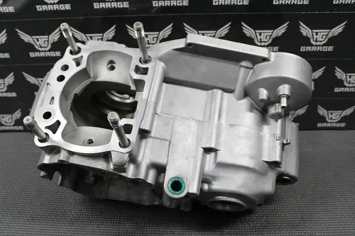 2003 KAWASAKI KX250 OEM LEFT RIGHT ENGINE MOTOR CRANKCASE CRANK CASES BLOCK NICE