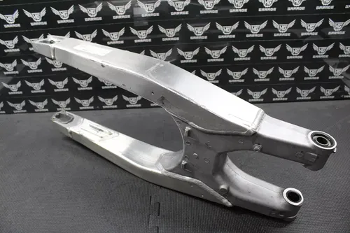 2002 2003 HONDA CR125R OEM SWINGARM SWING ARM REAR SUSPENSION 52200-KZ4-J40