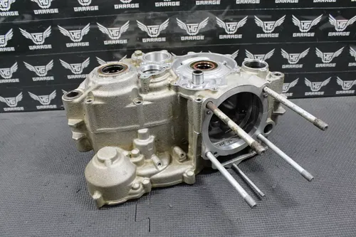 2011 2012 KTM 350 OEM LEFT RIGHT ENGINE MOTOR CRANKCASE CRANK CASES BLOCK GOOD