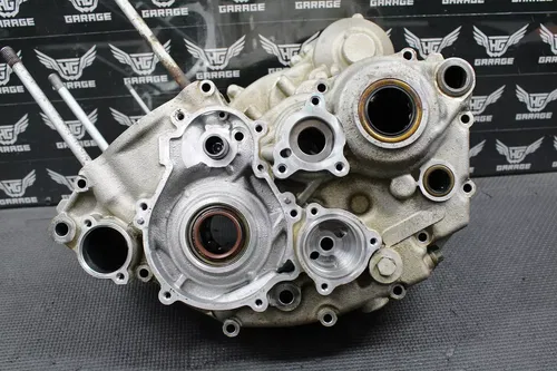 2011 2012 KTM 350 OEM LEFT RIGHT ENGINE MOTOR CRANKCASE CRANK CASES BLOCK GOOD