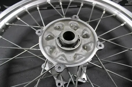 2005 05-07 HONDA CRF250R OEM 19" X 1.85" REAR BACK WHEEL RIM HUB 42650-KRN-710