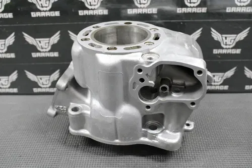 1995 HONDA CR250R OEM ENGINE CYLINDER BORE JUG TOP END 68MM SLEEVE 12100-KZ3-880
