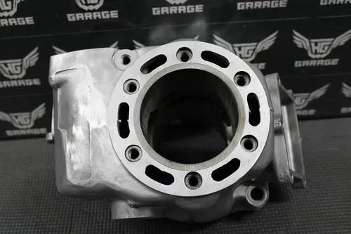 1995 HONDA CR250R OEM ENGINE CYLINDER BORE JUG TOP END 68MM SLEEVE 12100-KZ3-880